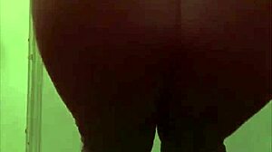 amateur bbw in stockings teases with curvy body