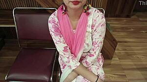 She fucks her boss for promotion