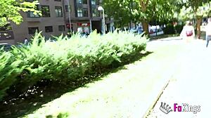 Lorena Lopes shares her bareback fuck recipe with chicken.