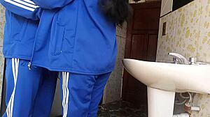 Ever caught a latina colegiala getting quick action in the school bathroom?