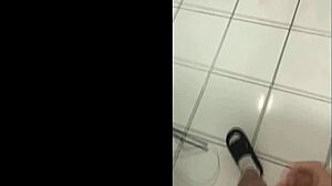 Two reais or a mysterious blowjob from the bodybuilder