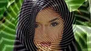 Erotic Hypnosis Tricks Slave Into Submitting To Mistress Lisa Pillow's BDSM Commands