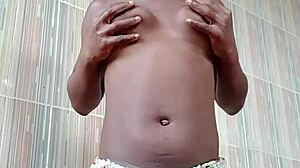 introducing crazybitch first ebony easy squirter