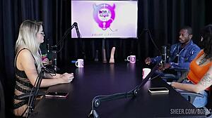 Hyoran Carvalho's compilation features latina blonde teen in handjob and toys