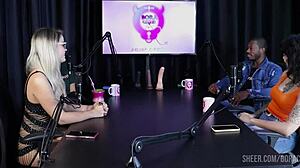 Hyoran Carvalho's compilation features latina blonde teen in handjob and toys