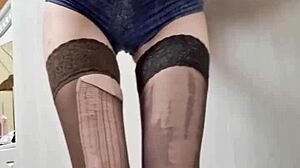 teen elza kom dominates with financial control and feet