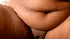 Queefing at its best with pussy farting damn!