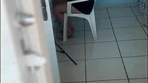 Two reais or a mysterious blowjob from the bodybuilder