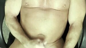 Bodybuilder Feels Intense Pleasure From Four Cumshots In 24 Hours