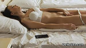 Ardent Teen 18+ Finger Bangs Her Soft Vagina Until She’s Cumming Hard