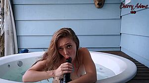 i'm squirting in the bathtub! want to fuck my pussy?