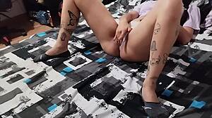 Colombian amateur seduces stepbrother for hard doggystyle fucking with huge cock