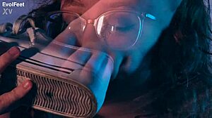 You Think You Can Resist The Smell Of My Dirty Nylons?