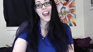 You Never Want To Play Cards With A Goddess