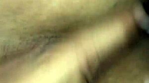 गुप्त रखना है उसकी गीली गांड चूसते हुए बड़े लंड पर गैगिंग, गांड फैलाना, गीली चूत, बड़ी चूत और तीवरी चुदाई।