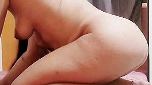 liberei o cu para o gordinho e ele gozou precocemente