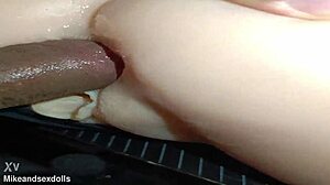 trailer sexo anal intenso con candy en traje de baño