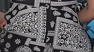 Jcsex69 - La Novia De Mi Mejor Amigo Se Sube Encima De Mi Verga Mientras El Aún No Llega Al Trabajo