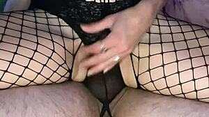 Sun&moon692 looks hot in black lingerie with her partner 😘