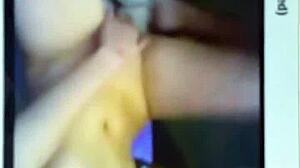 French slut Fanny toys her shaved pussy on webcam