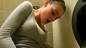 I just had to cum quick in the toilet