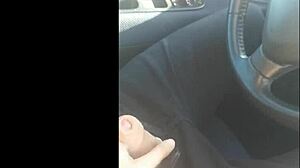 hot babe gives handjob in moving car