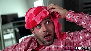 selina bentz discovers the worse the boyfriend, the better the sex with kissing and creampie