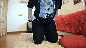 I masturbate in my big dirty diaper