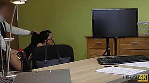 Teen gets fingered and licked in hidden cam casting for cash 😏