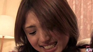 jap babe rino mizusawa can't get enough of sucking cock.