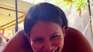 Vecina Porfavor Ayudame Yo Te Pago with Curvy Babe in Panties and Jeans