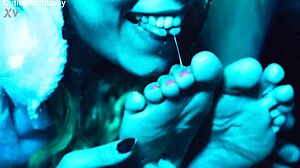 Tickle my feet and pussy with your friend