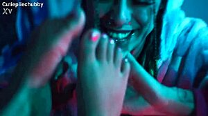 Tickle my feet and pussy with your friend