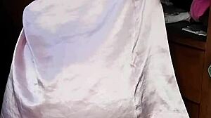 Look at this leaked video of the Argentine teacher masturbating in lingerie publicly