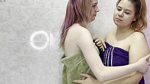 Girlfriends Take a Bath and Have Sex