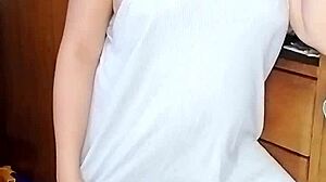 Look at this leaked video of the Argentine teacher masturbating in lingerie publicly