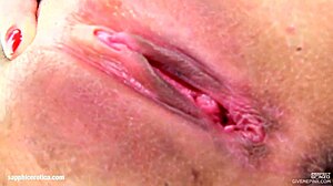 Sapphix presents Klaudia using her fingers for a solo session