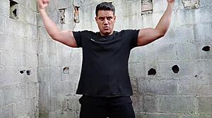 i'm a brazilian bear fucking my huge cock