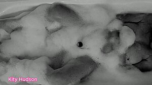 I play with my toy in the bath