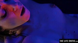 She teases, 'Watch me fuck my ass with ice dildo'