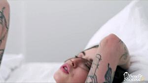 Eden Ivy masturbates with vibrator in bed