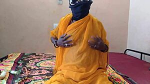 What's in that aunt's pussy with the dick?