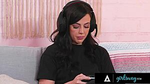 Annoyed Babe Eliza Ibarra Fingers And Scissors Hot Roommate Whitney Wright's Pussy!