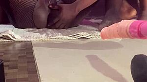 does the black porn star fuck the sex machine