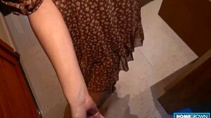 scarlett taylor and naomi enjoy a homemade feast