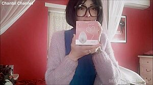 Chantal Squirt With Her New Sex Toy!