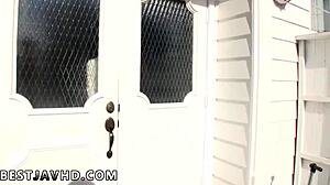 Ameri Koshikawa Tears Off Clothes for Powerful Boink Activity with a Filthy Japanese Slut