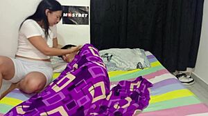 Joven De 18 Años Caliente Follarse A Su Milf Favorita Después De Tomar El Café