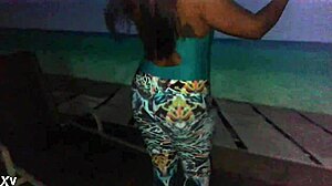 Ganhou mais uma calça e body novos - trying on lycra.