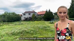 Village girl's excited pussy flash to stranger